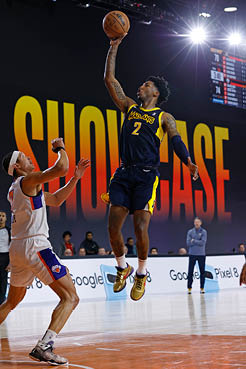 ORLANDO, FL - DECEMBER 22: Elfrid Payton #2 of the Indiana Mad Ants drives to the basket during the game against the Westchester Knicks during the 2023 G League Winter Showcase Championship Game on December 22, 2023 at the Hyatt Regency in Orlando, Florida. NOTE TO USER: User expressly acknowledges and agrees that, by downloading and or using this photograph, User is consenting to the terms and conditions of the Getty Images License Agreement. Mandatory Copyright Notice: Copyright 2023 NBAE (Photo by Scott Audette/NBAE via Getty Images)